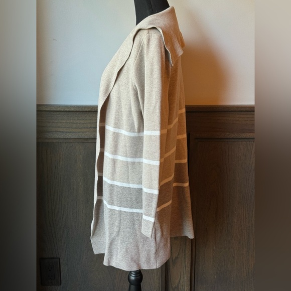 Apt. 9 Women's Light Tan Striped Cardigan large - Picture 2 of 6